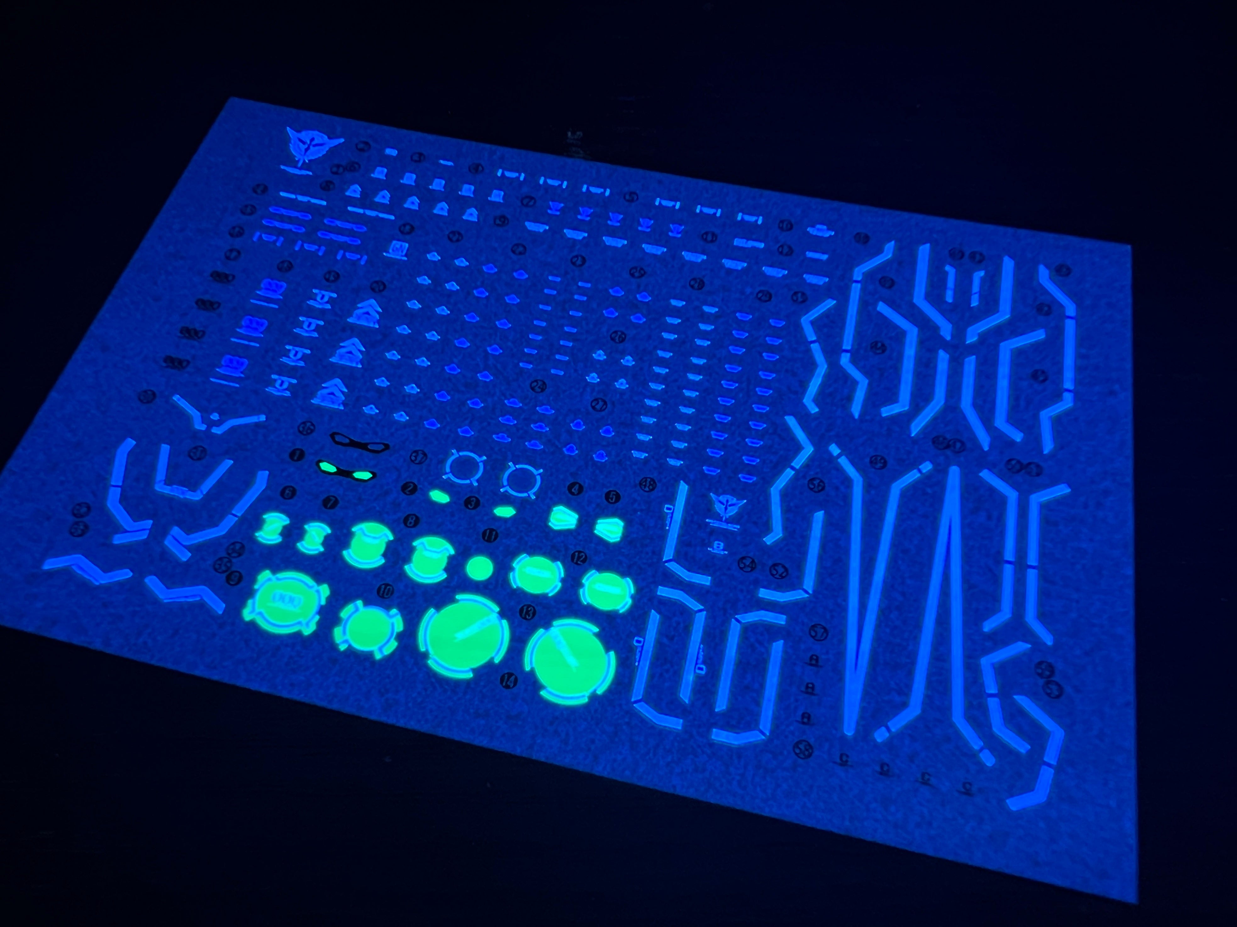 1/144 00 QAN[T] Full Saber Fluorescent Waterslide Decal